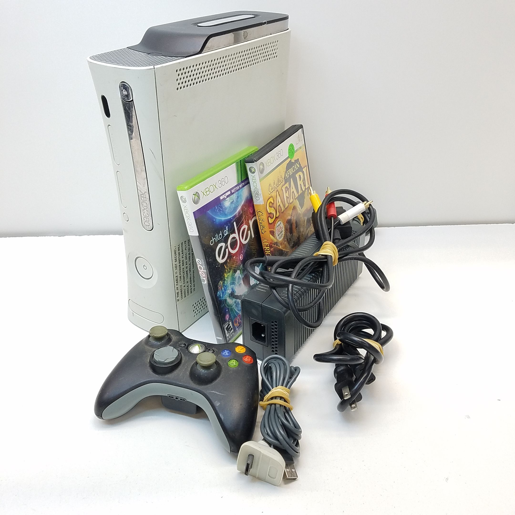 Microsoft Xbox 360 Arcade Console 256MB With Power Supply - Tested