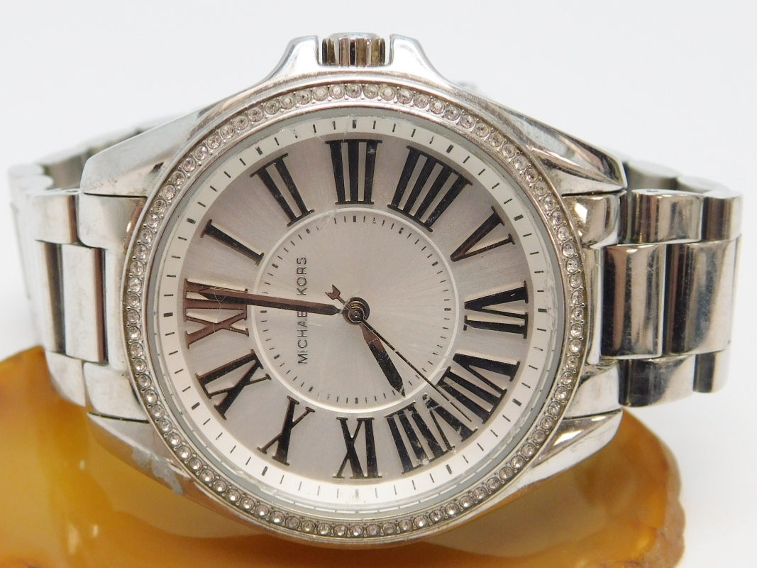 Buy the Michael Kors Kacie Silver Tone MK-6183 Stainless Steel Watch ...