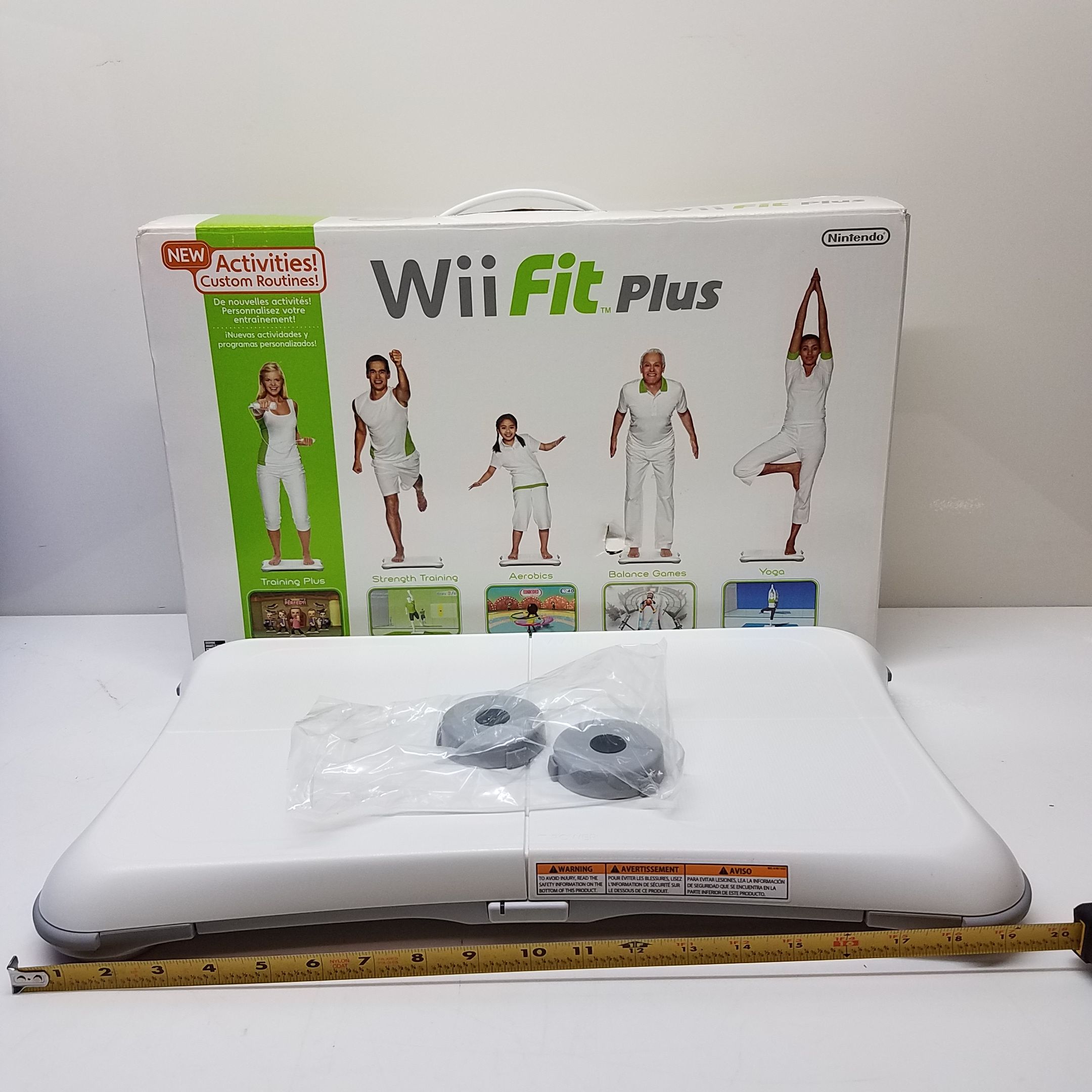 Wii Fit Plus Balance Board com 2 Jogos - Nintendo Wii Usado