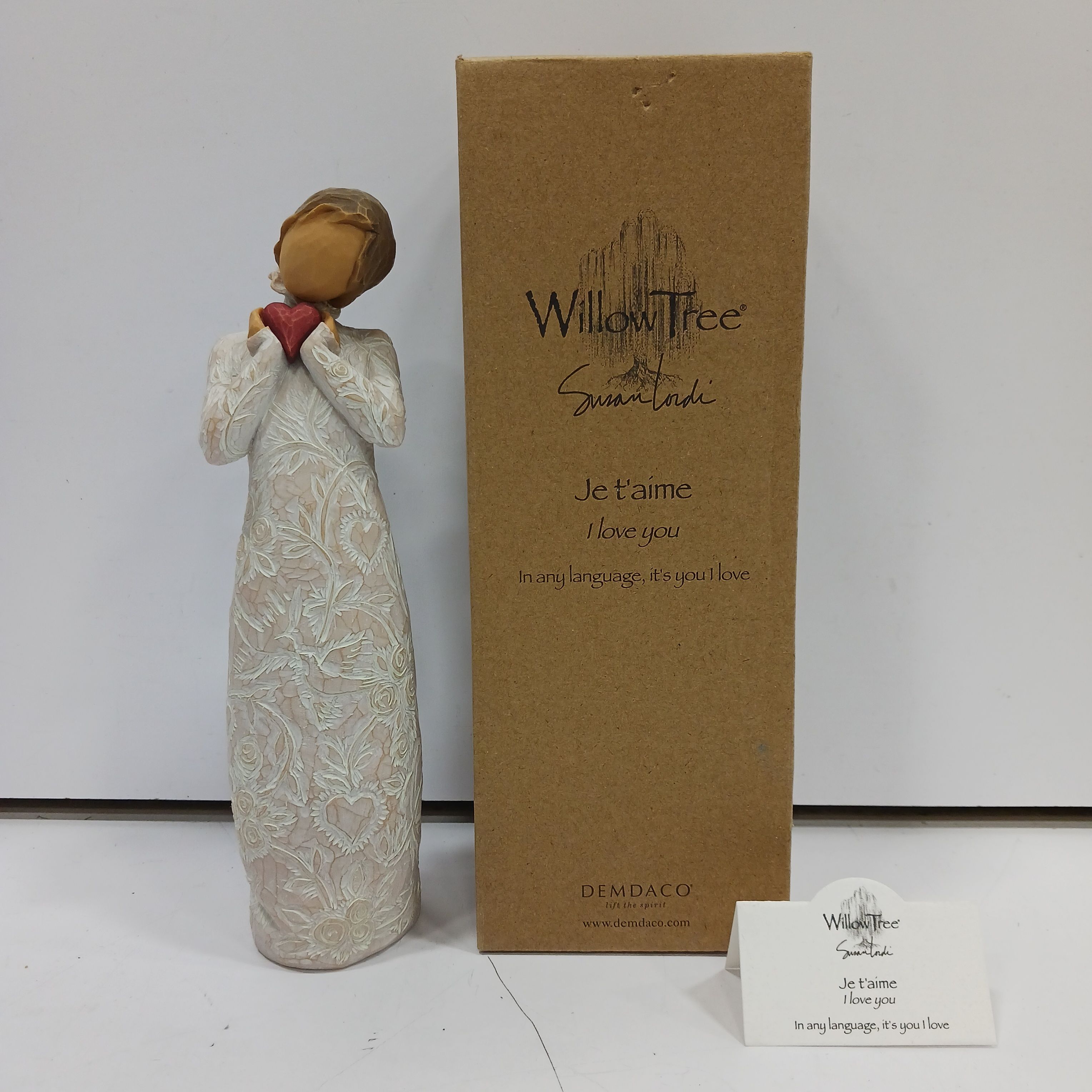 Buy Demdaco Willow Tree Je t'aime (I Love You) Figurine for USD 30.00 |  GoodwillFinds