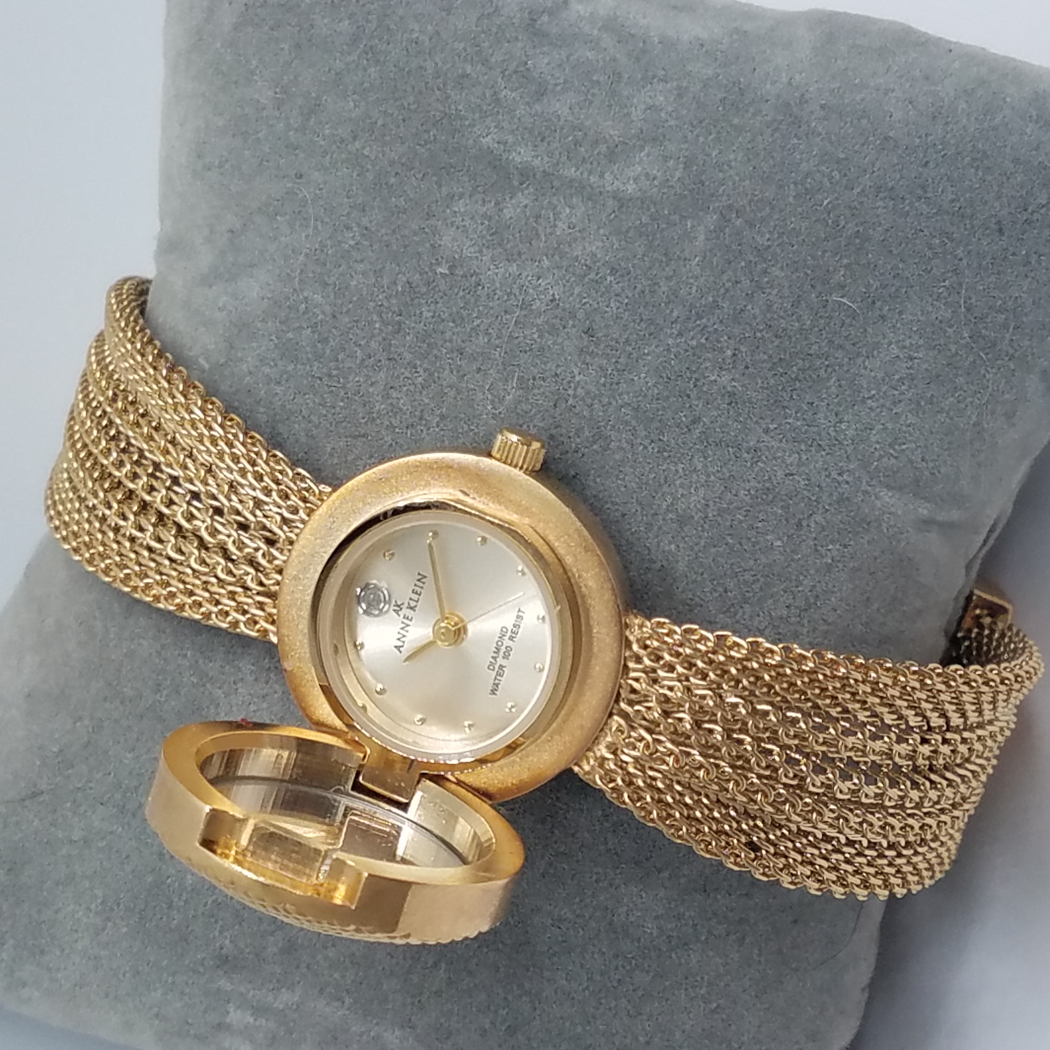 anne klein diamond water 100 resist