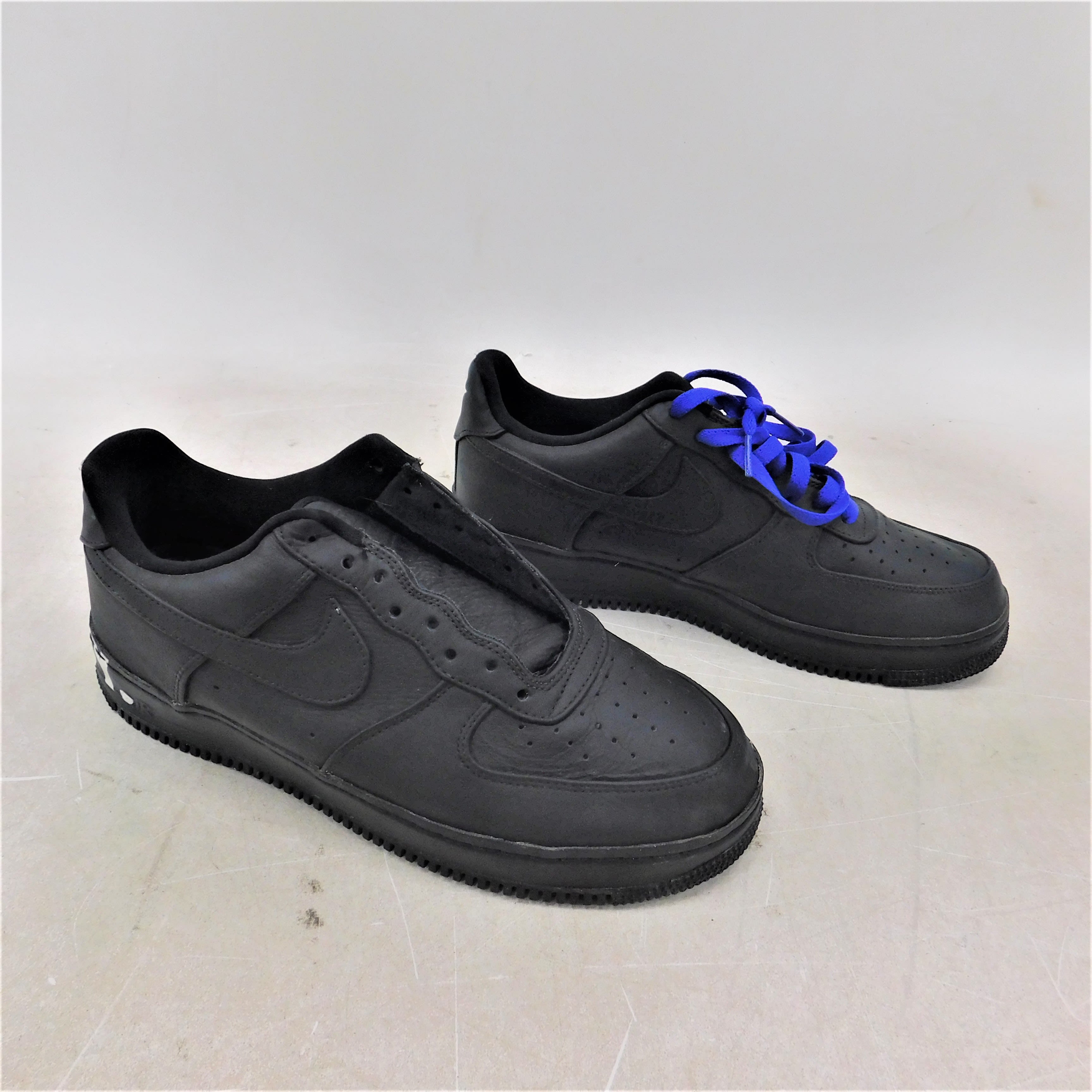 Shops nike air force 1 black matt