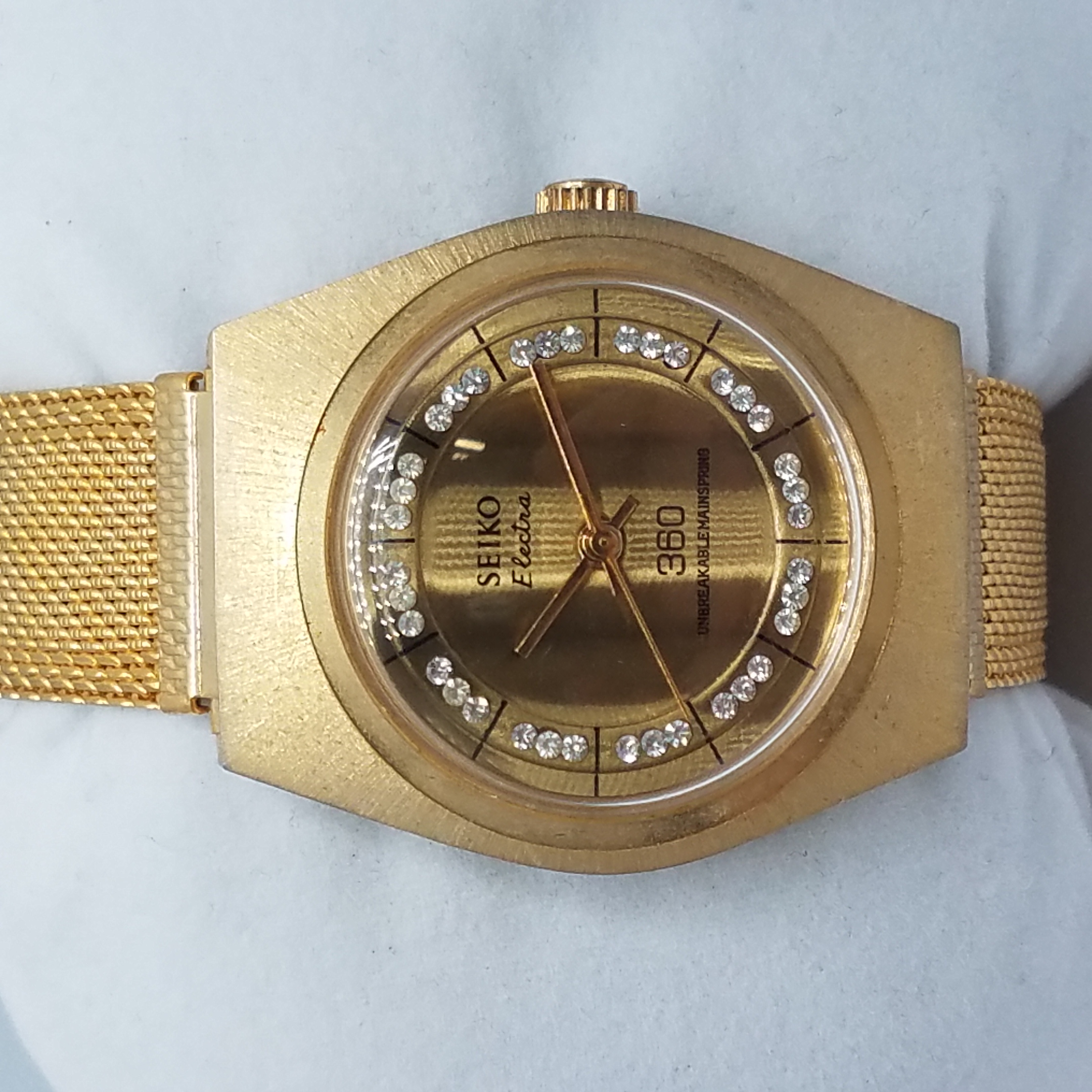 Buy Seiko Elektra 360 Rhinestone Gold Tone Vintage Automatic Wind Up Watch for USD 24.99 GoodwillFinds