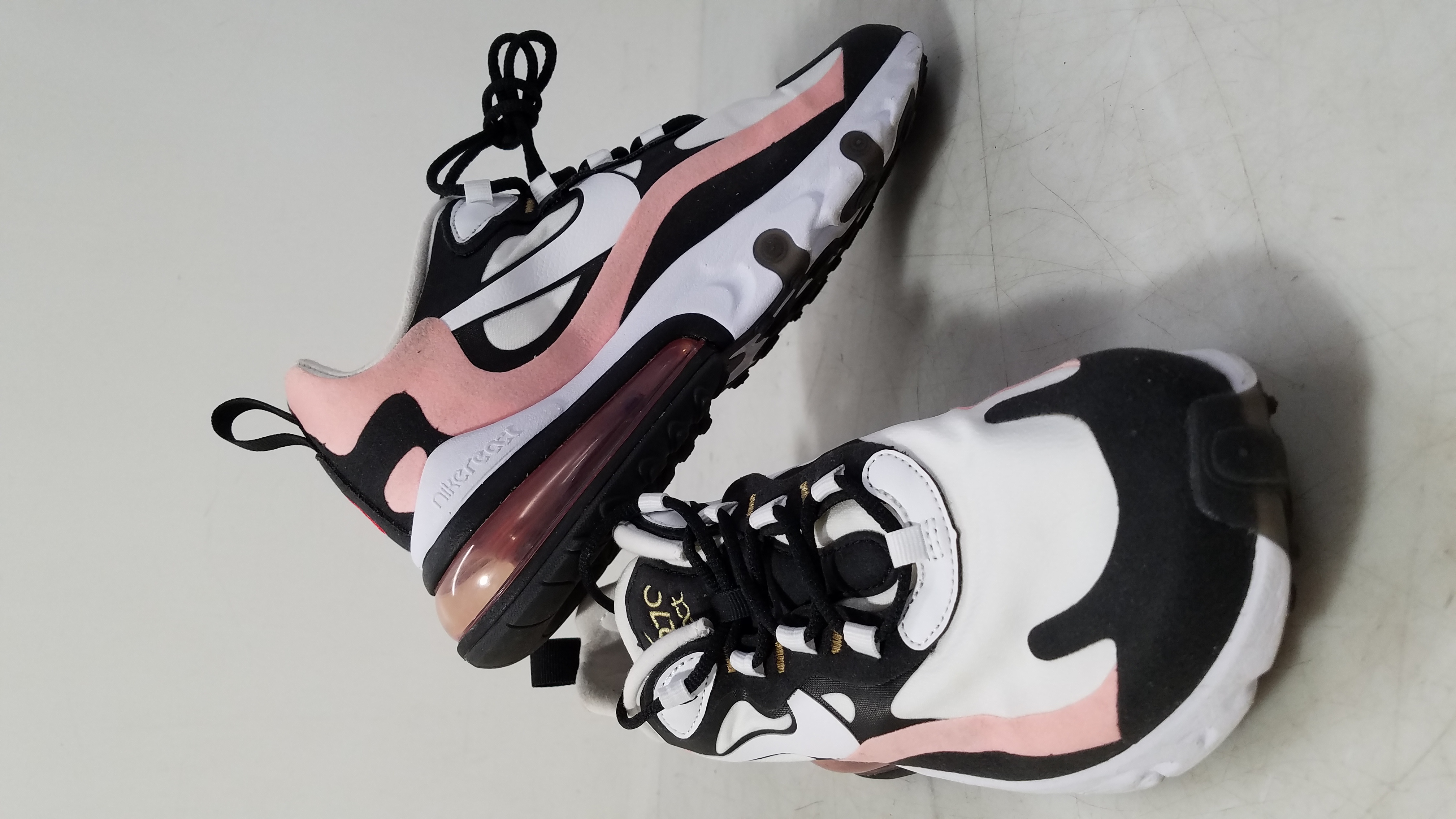 Buy The Nike Air Max 270 React Womens Sz 7 Trainers Goodwillfinds 2453