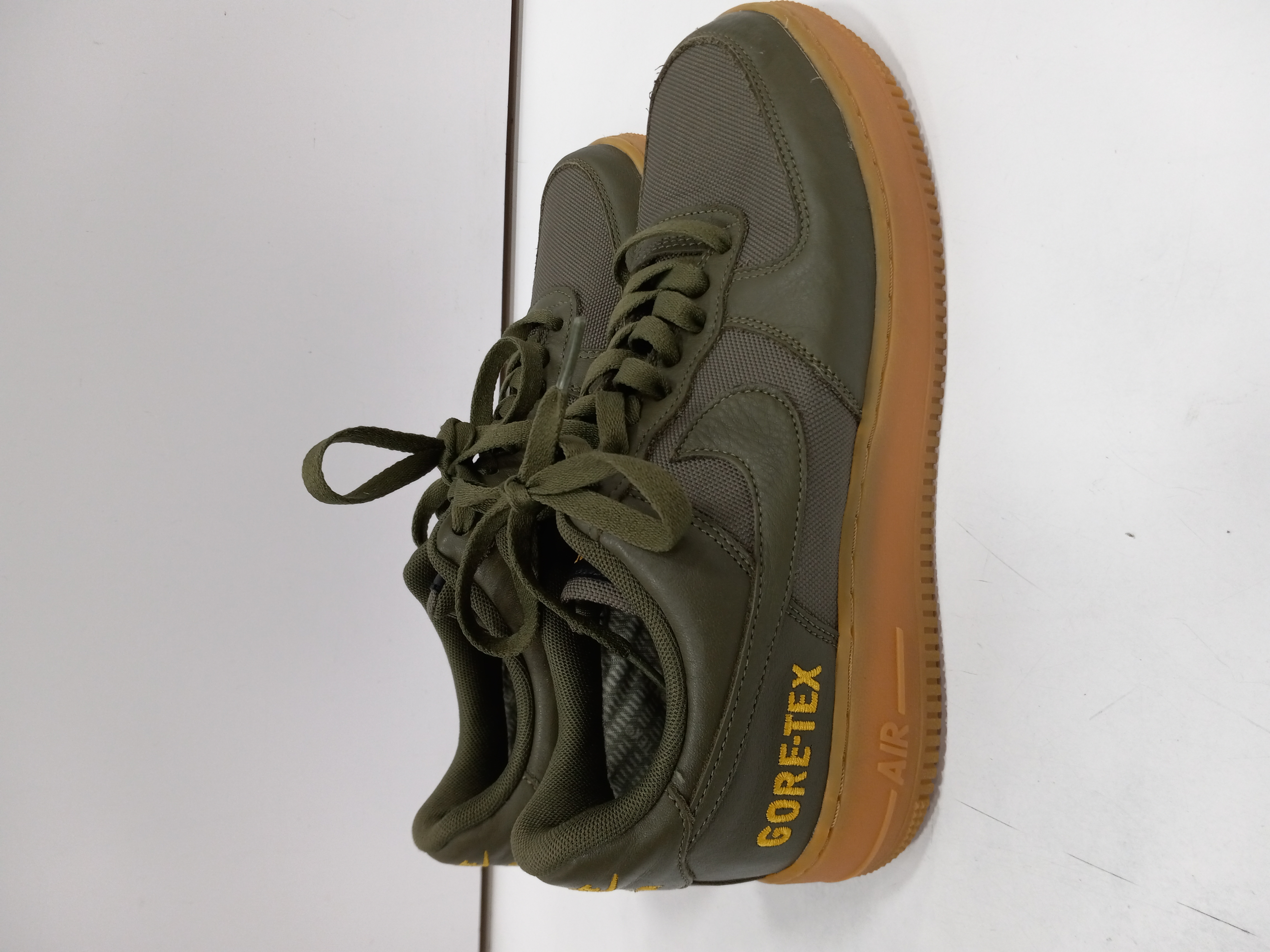 Nike Air Force 1 GORE-TEX Sneakers