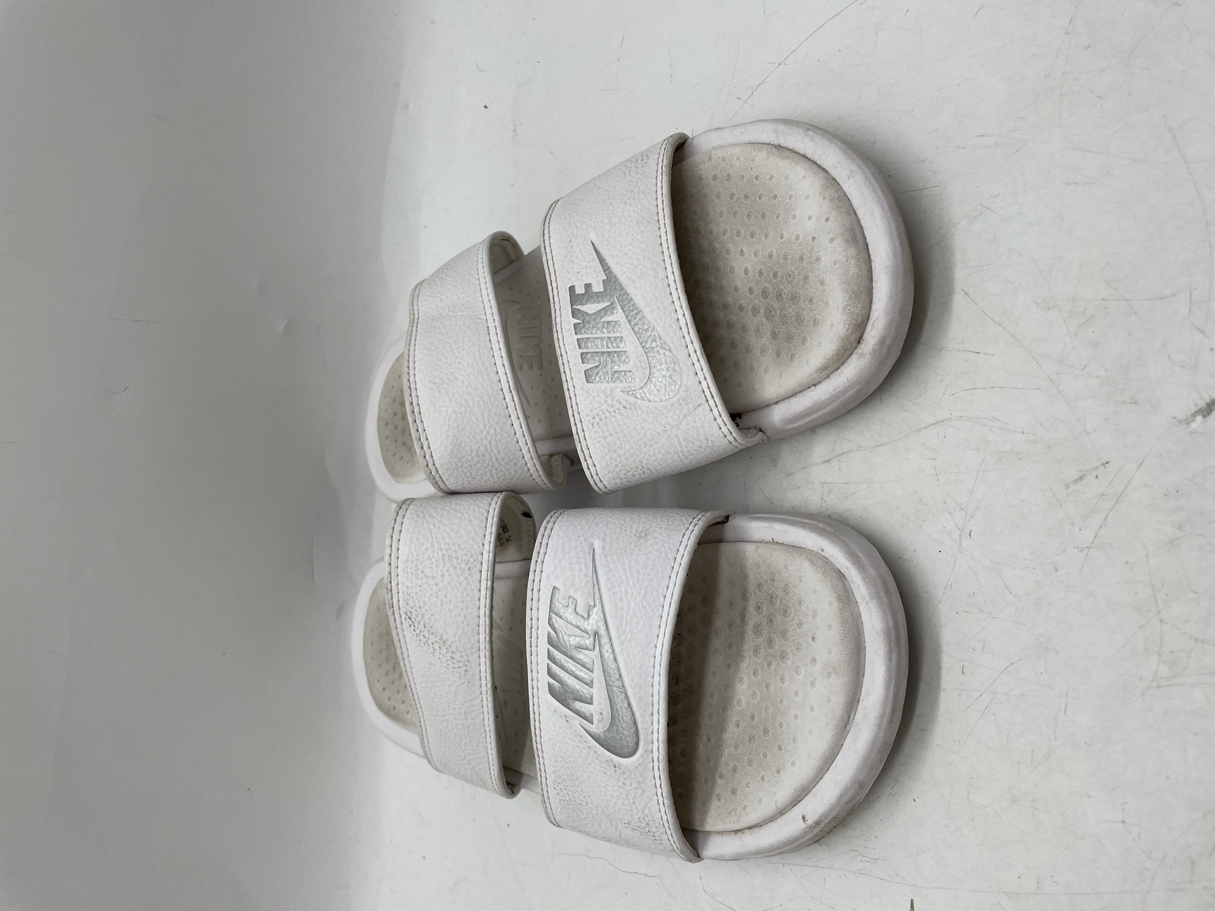 White benassi cheap duo slides