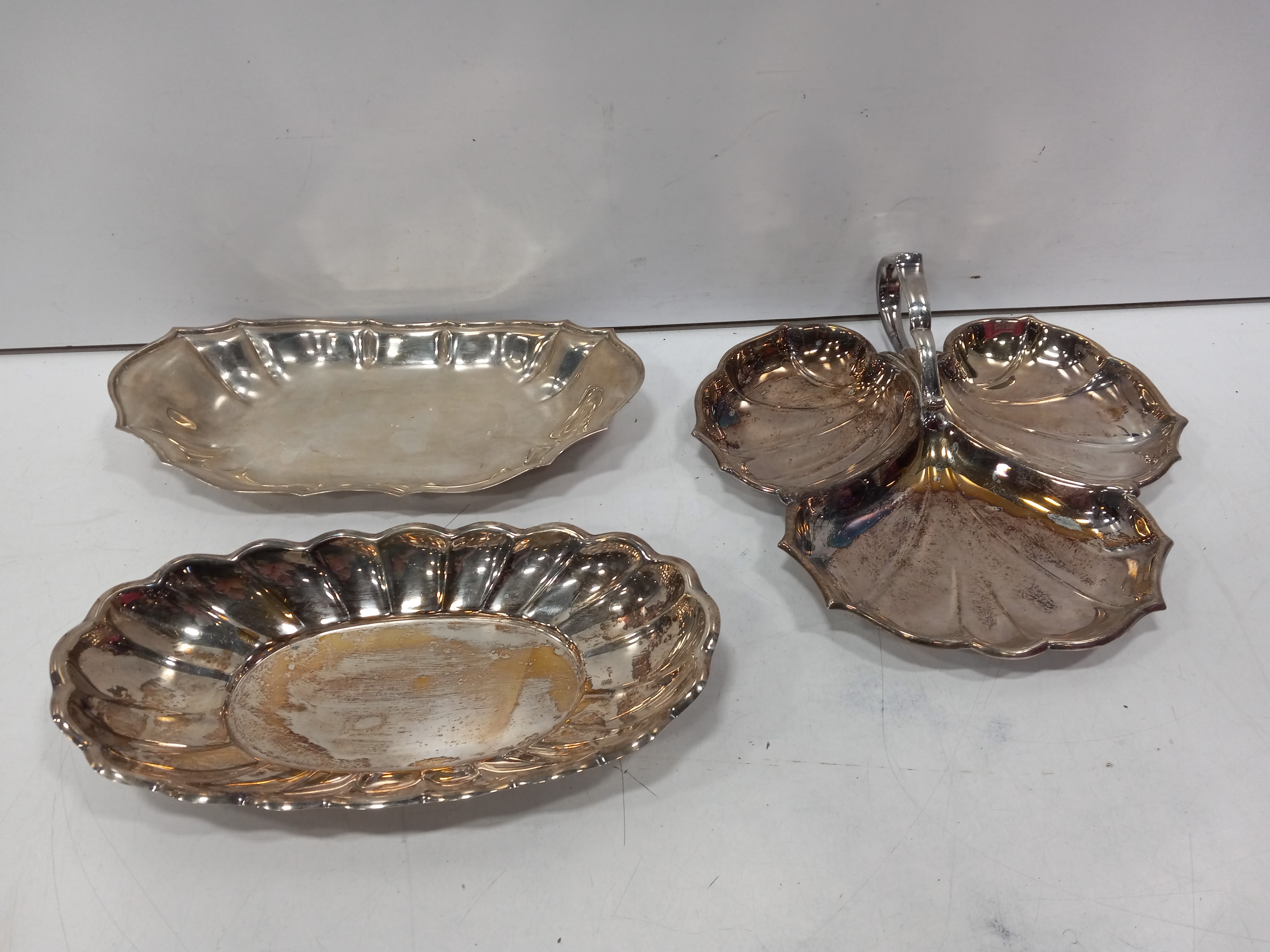 buy-the-3pc-bundle-of-silver-plated-trays-goodwillfinds