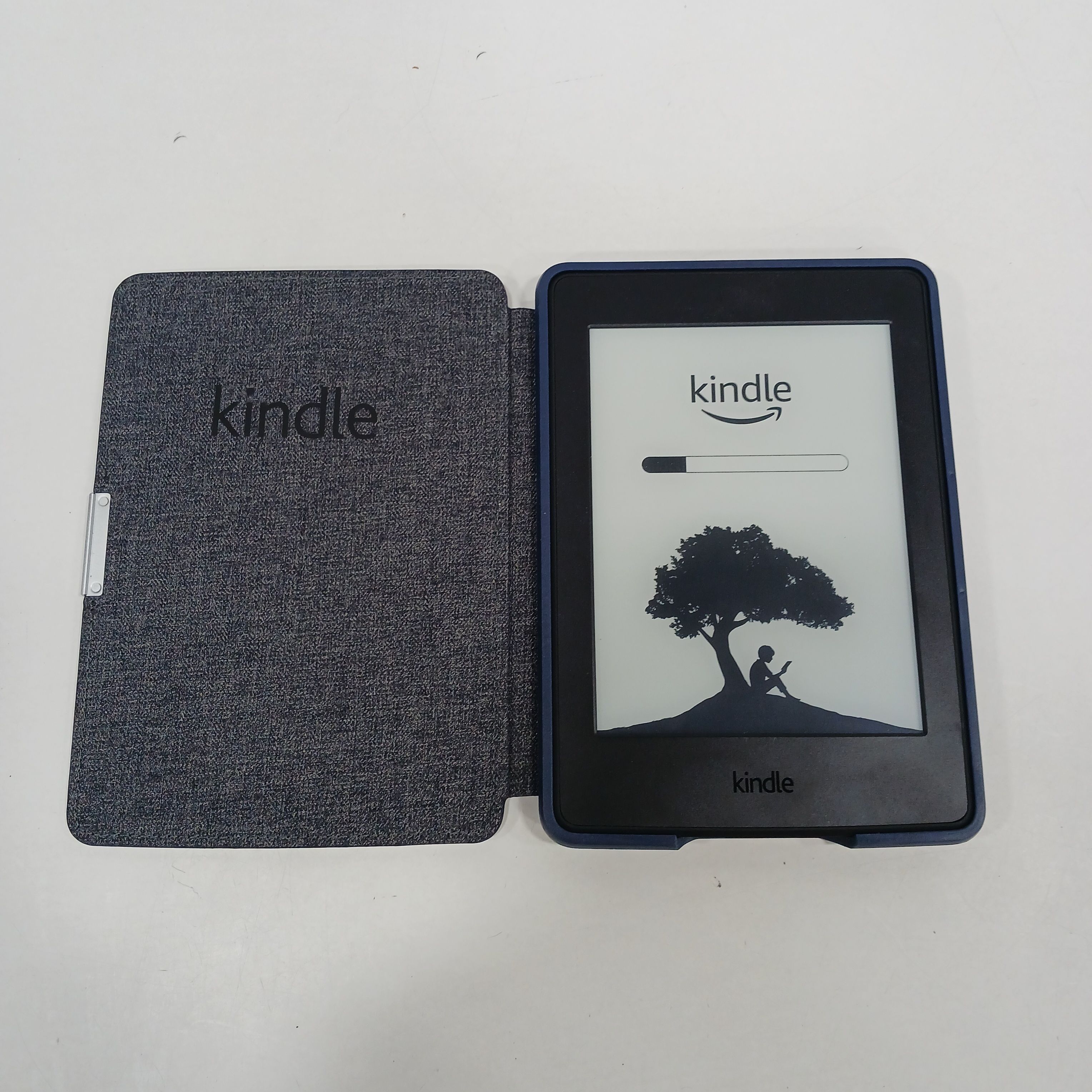 Buy Amazon Kindle Paperwhite 7th Gen In Black Case for USD 69.99 |  GoodwillFinds