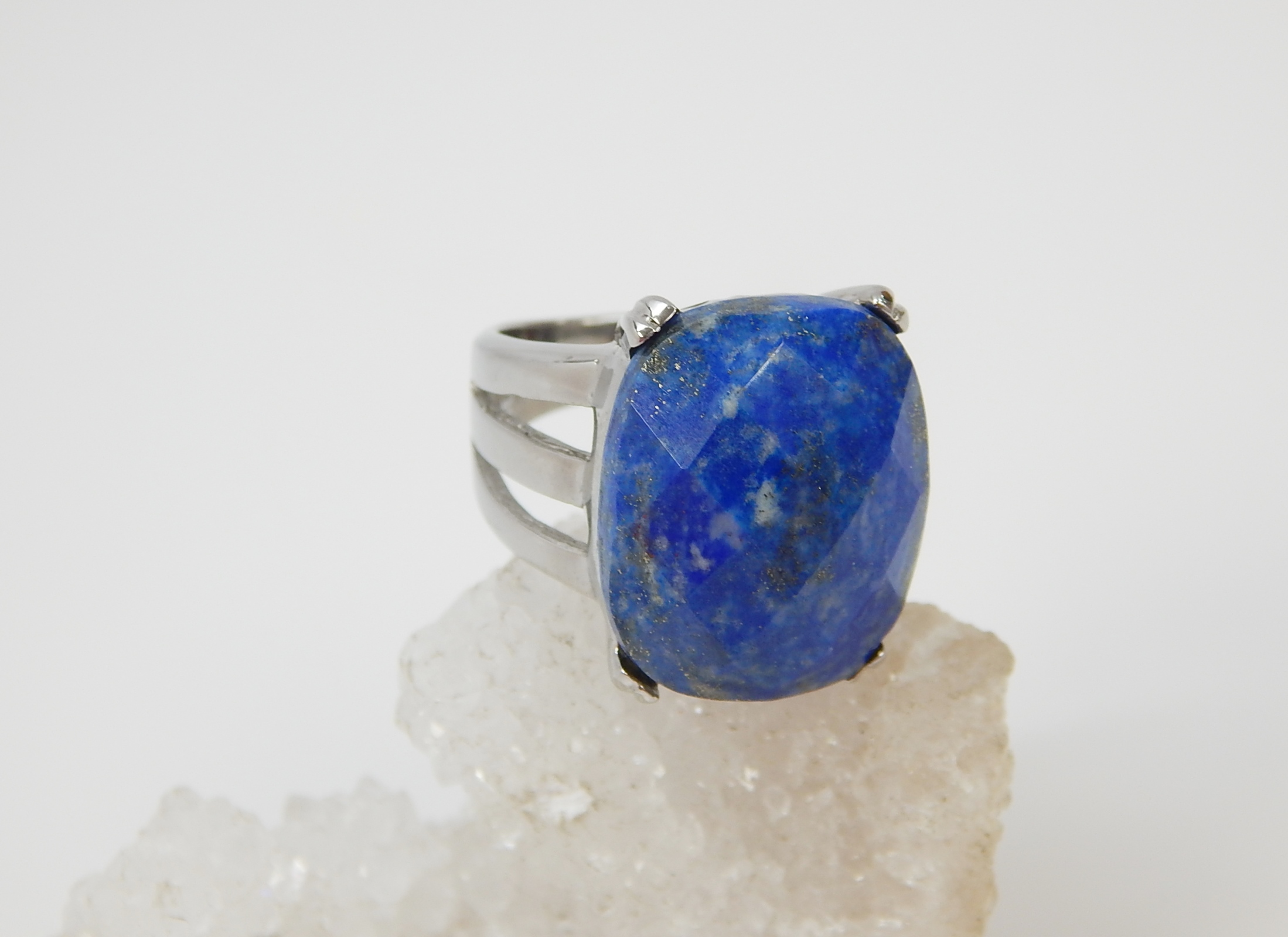 Buy the Milor Oval Lapis Stainless Steel Cocktail Ring | GoodwillFinds