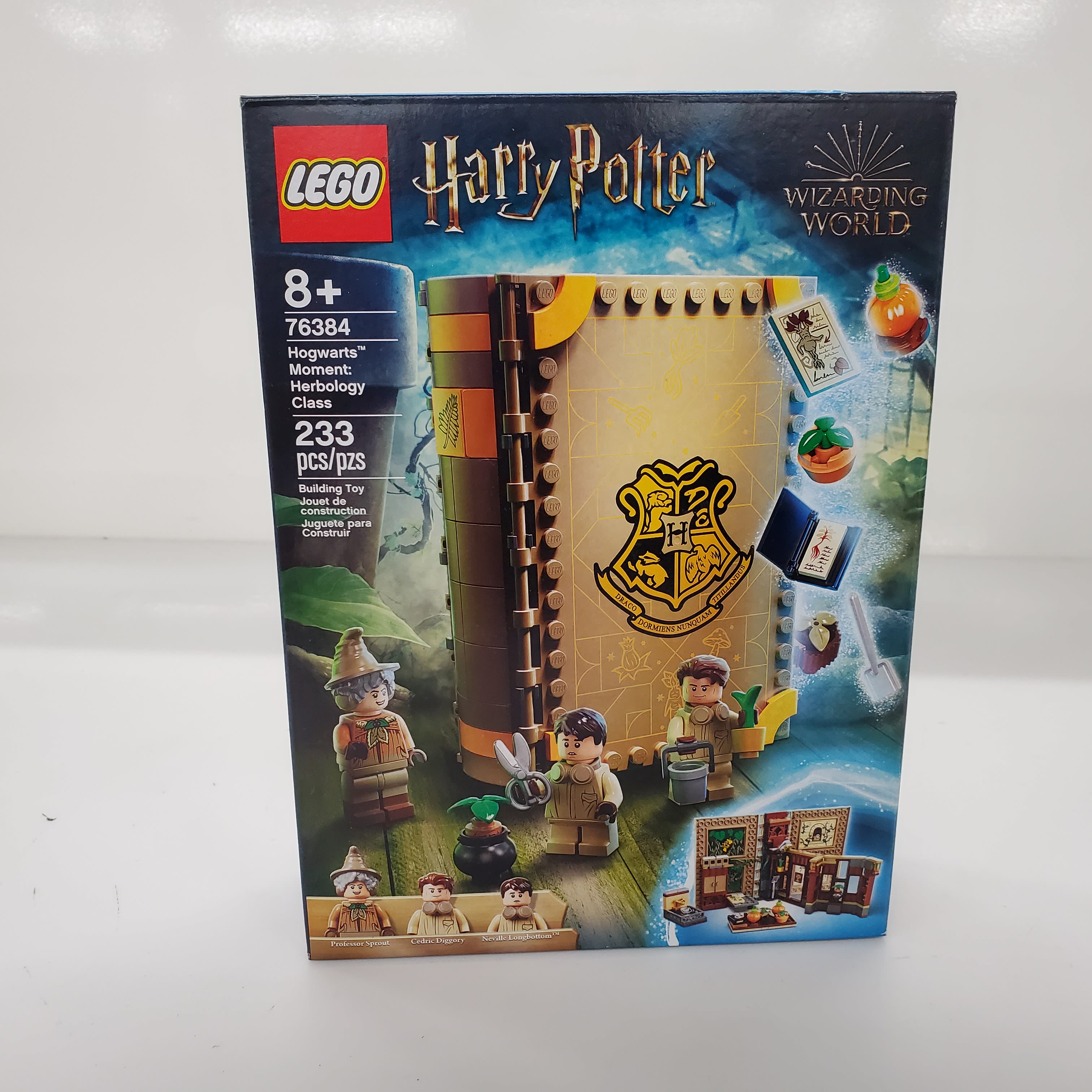 Best Buy: LEGO Harry Potter Hogwarts Moment: Herbology Class 76384