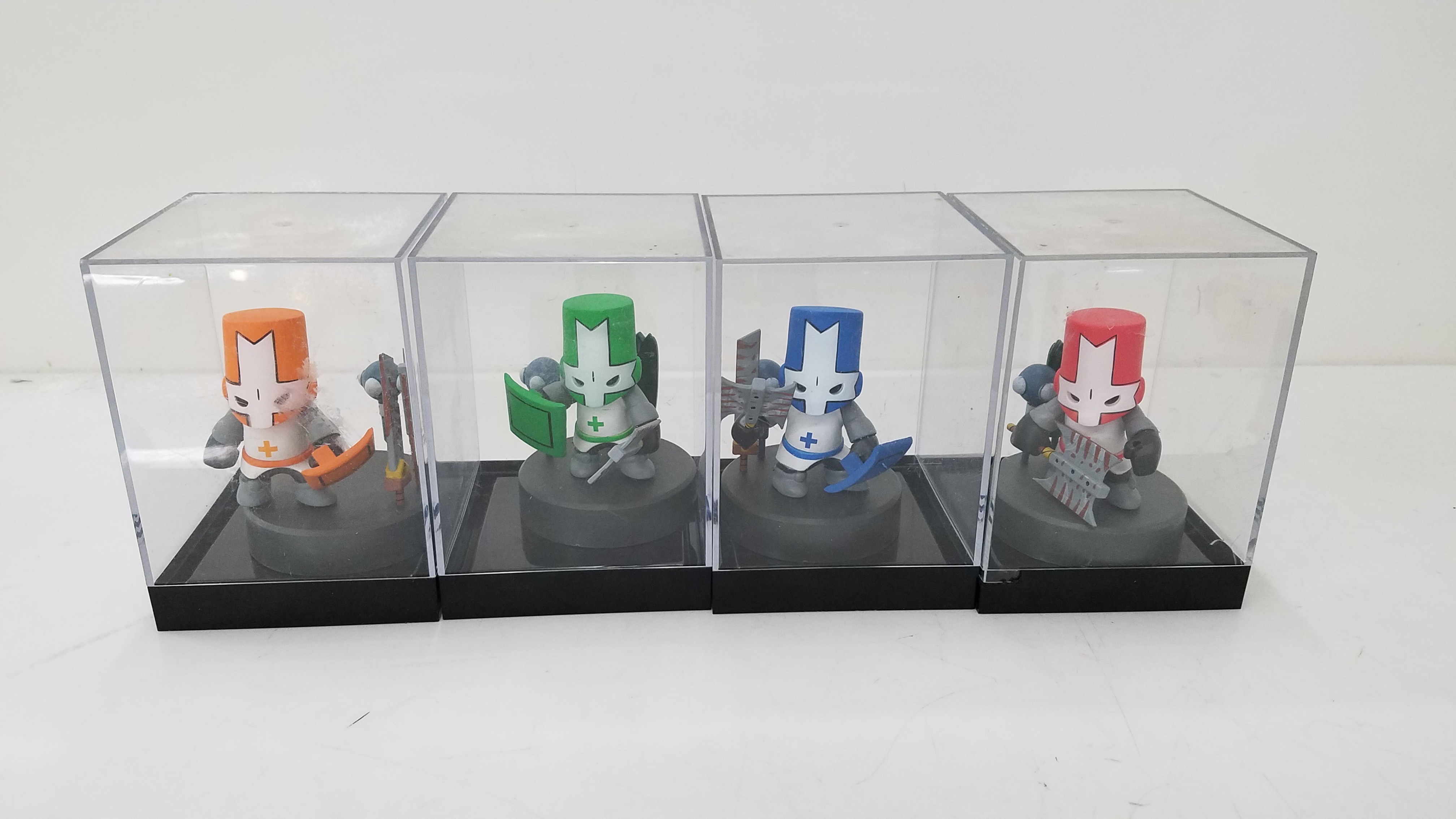 Buy The Castle Crashers Figurines X4 GoodwillFinds   20230623 113702 