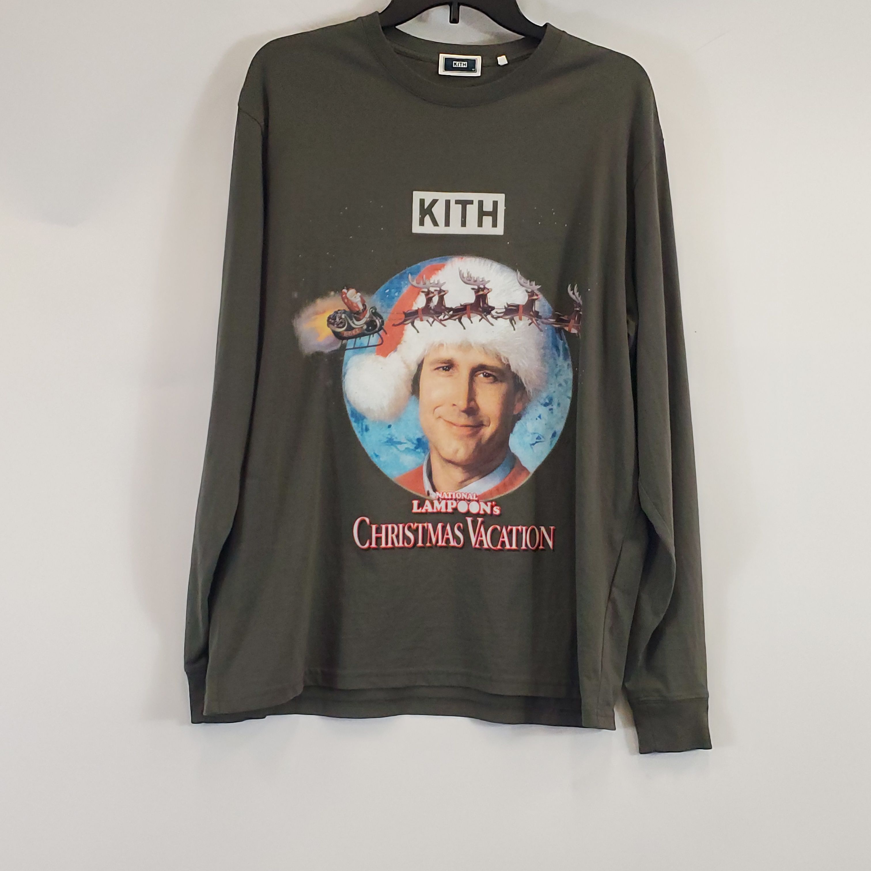 Buy Kith Men Green Christmas Vacation Shirt M for USD 49.99 | GoodwillFinds