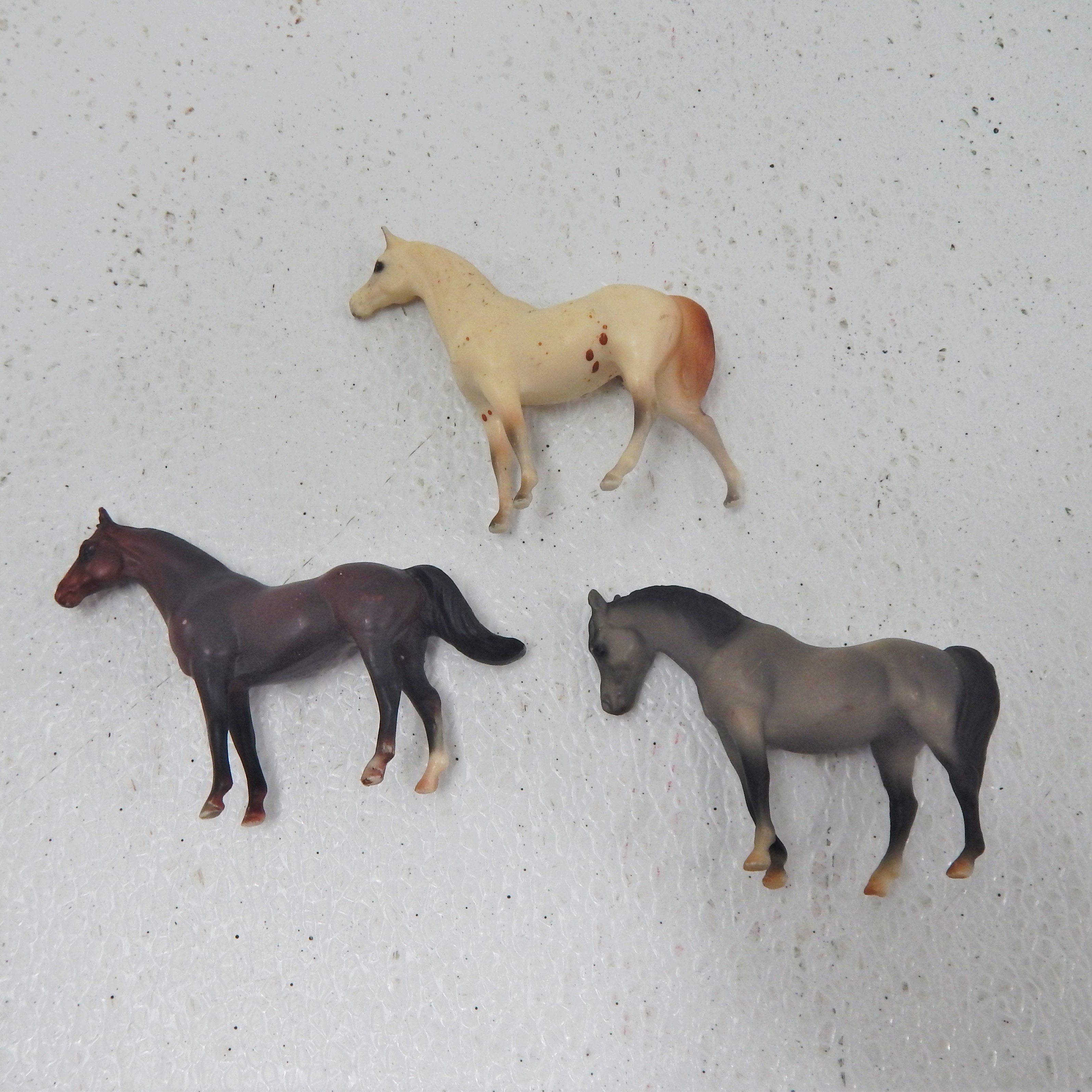 Buy the VNTG 3 1975 Breyer Molding Co Horse Figurines | GoodwillFinds