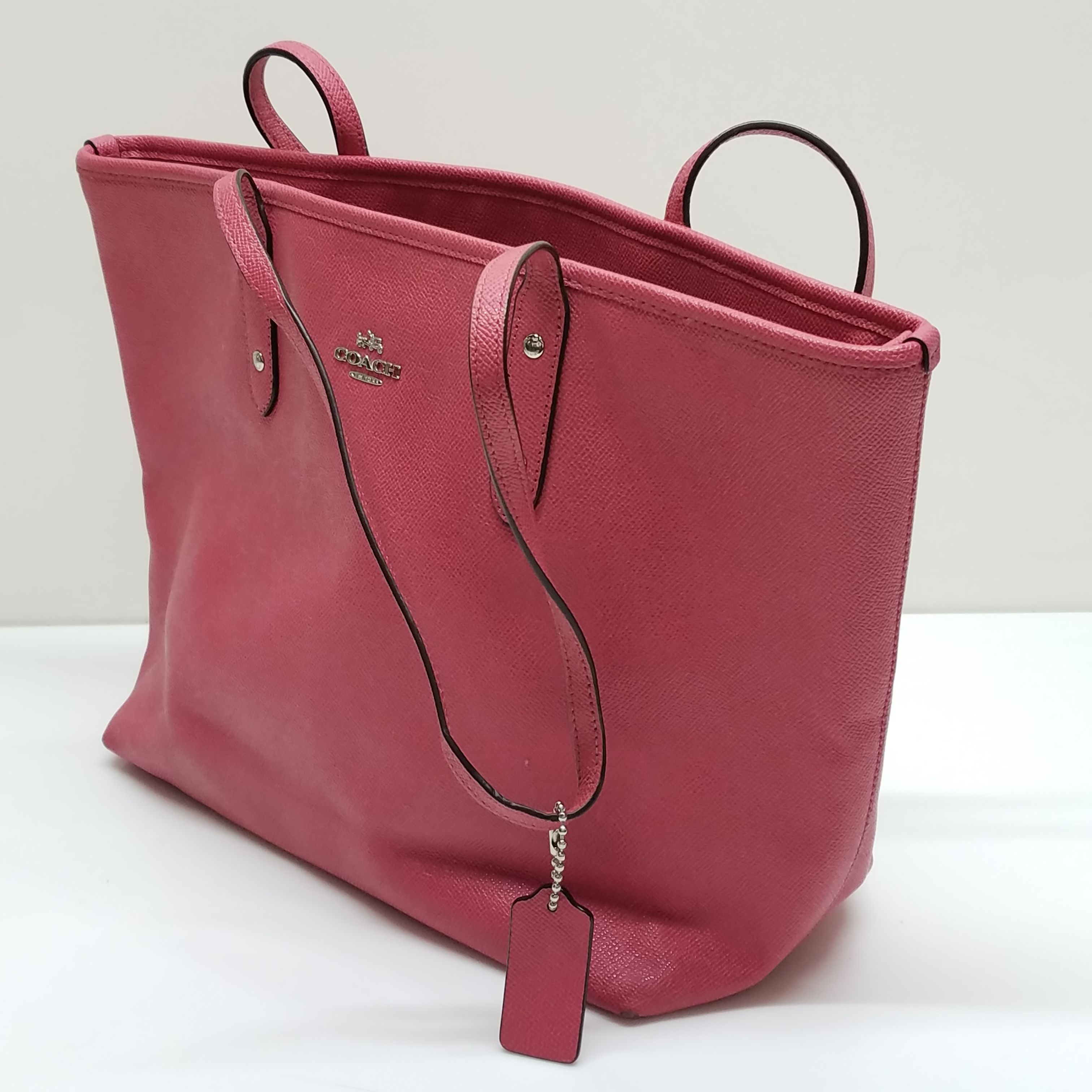 Coach city zip sales tote pink