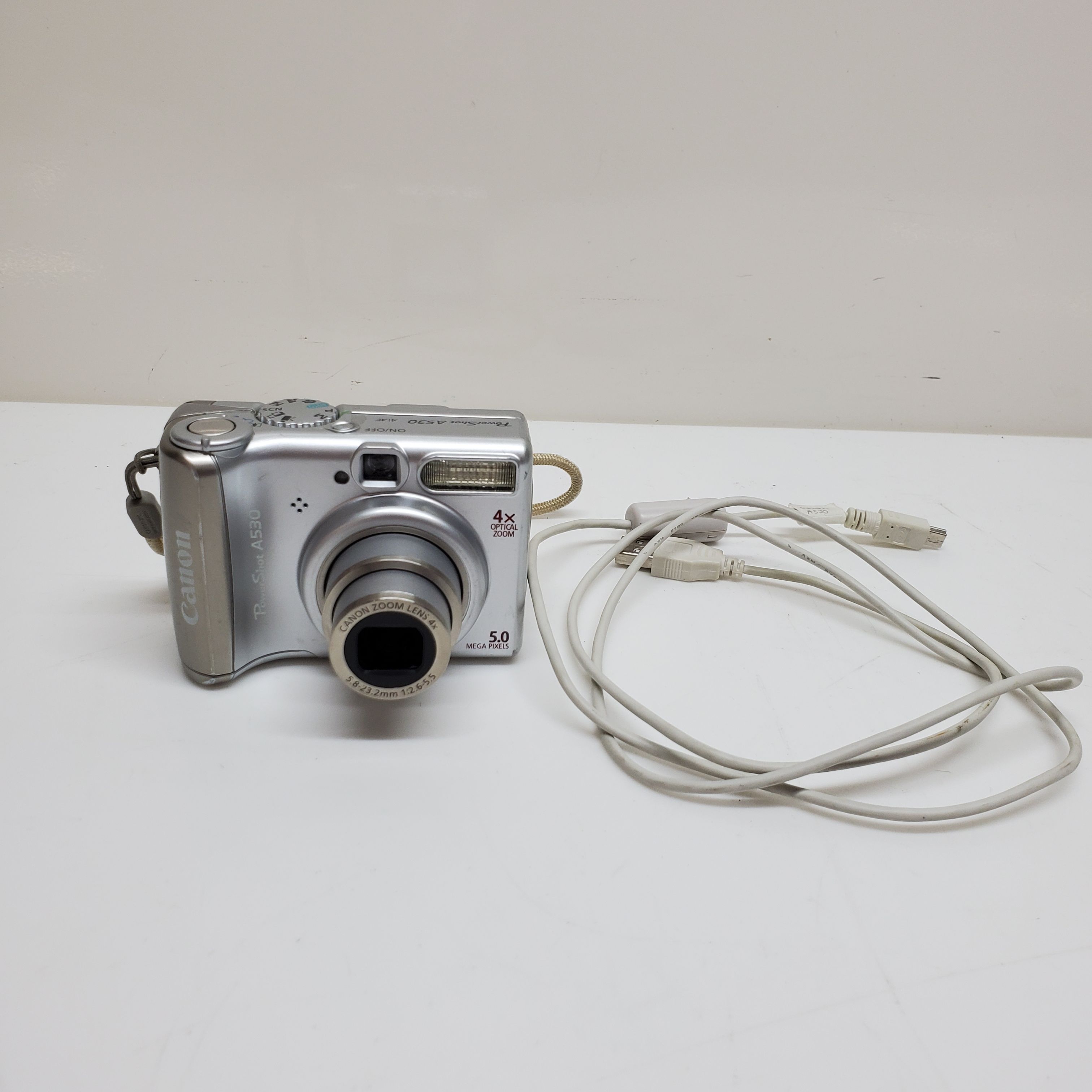 Buy the Vintage Canon Powershot A530 Digital Camera - Powers On