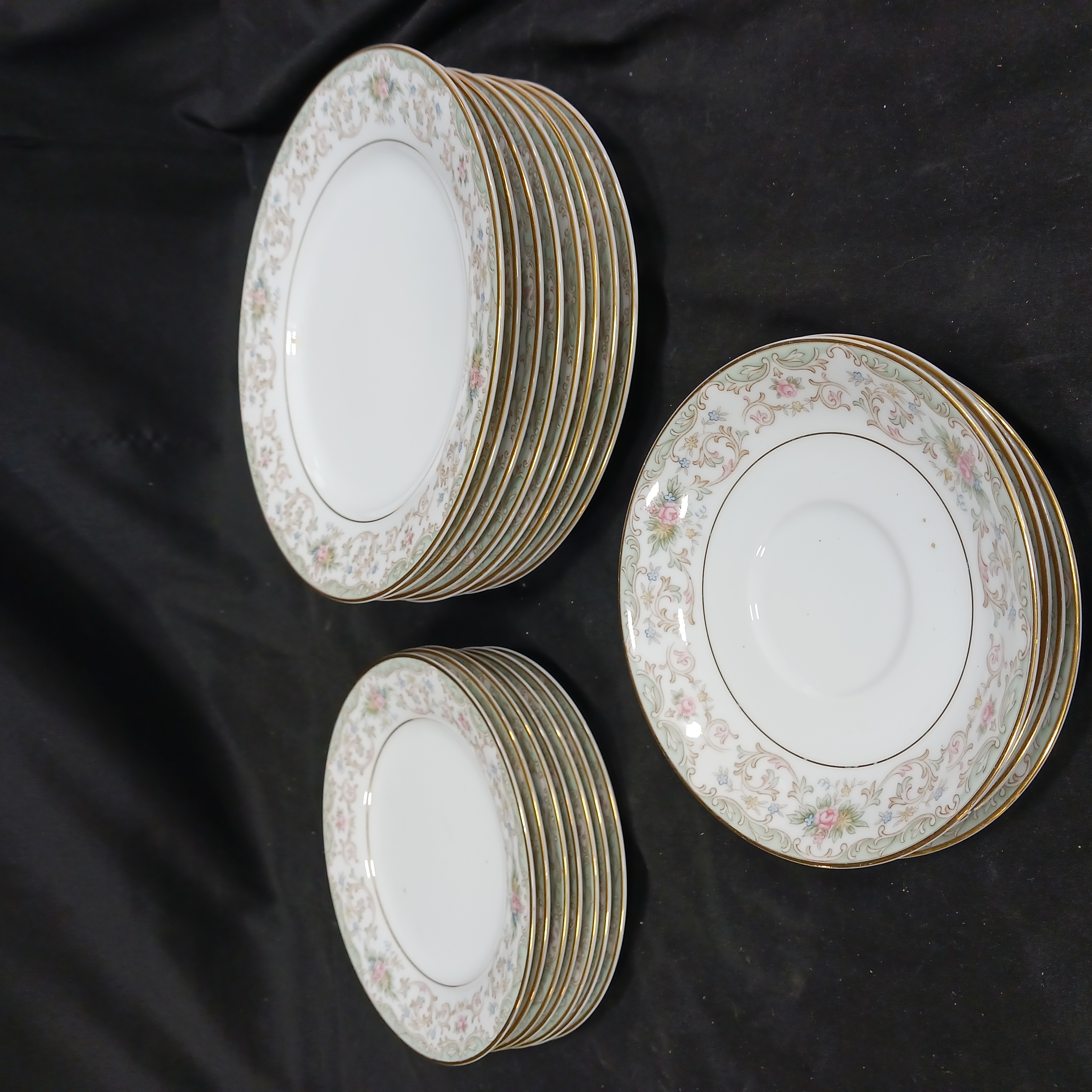 Buy the 37pc. Noritake Croydon Dinnerware Set | GoodwillFinds