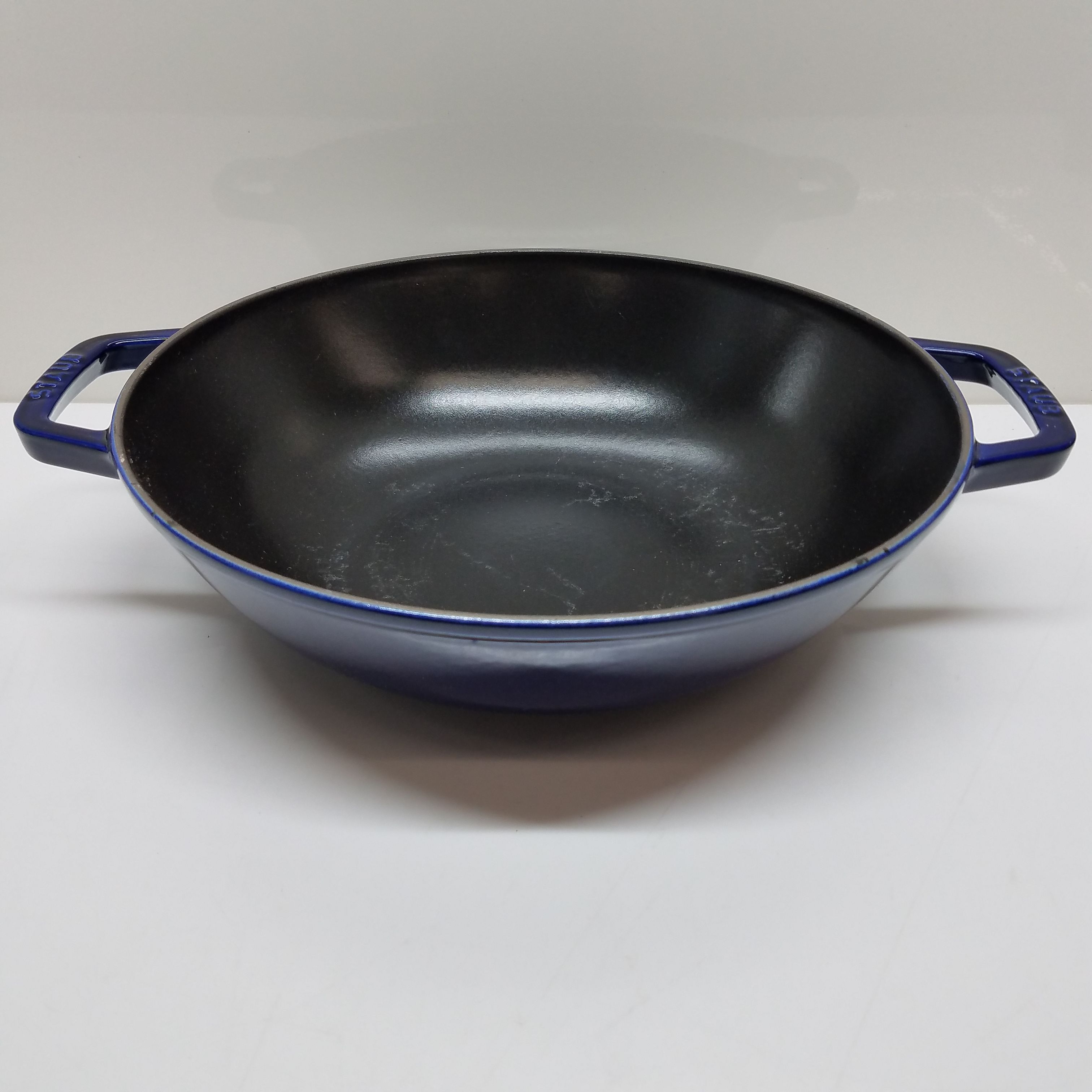 Staub Enameled Cast Iron Daily Pan with Glass Lid in Dark Blue — Las Cosas  Kitchen Shoppe