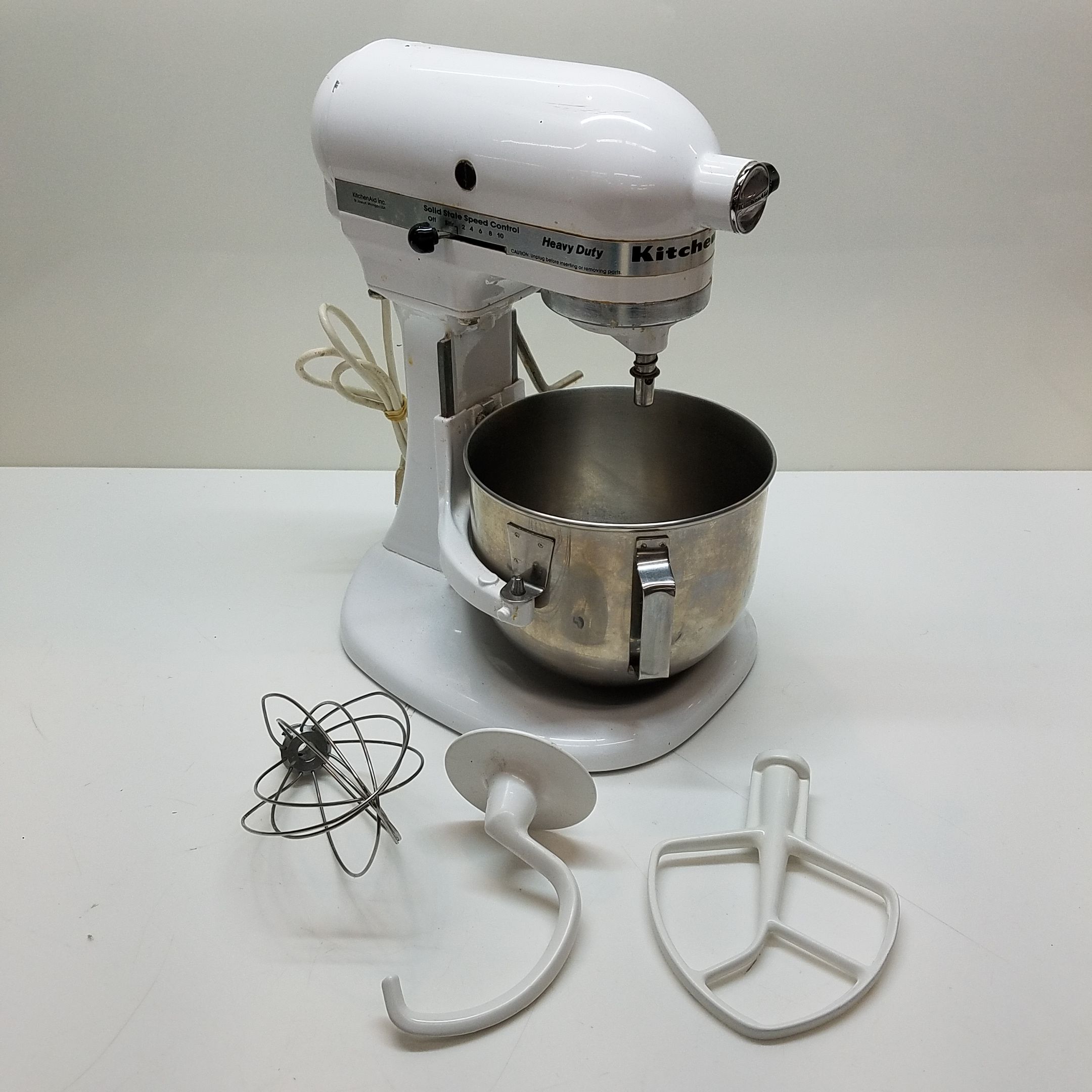 Buy KitchenAid 10 Speed Heavy Duty Stand Mixer K5SSDWH for USD 49.99 |  GoodwillFinds