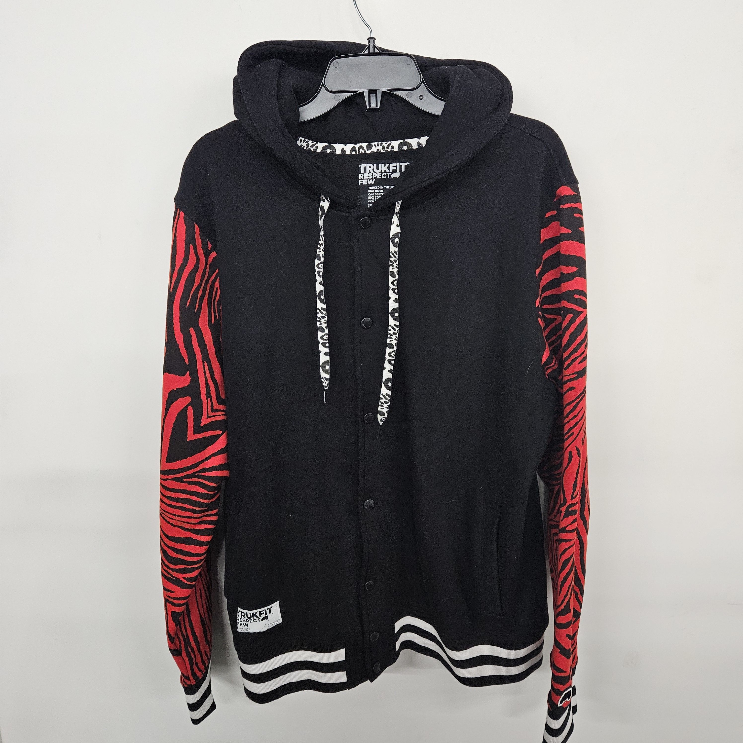 Buy the Trukfit Respect Few Black & Red Jacket | GoodwillFinds