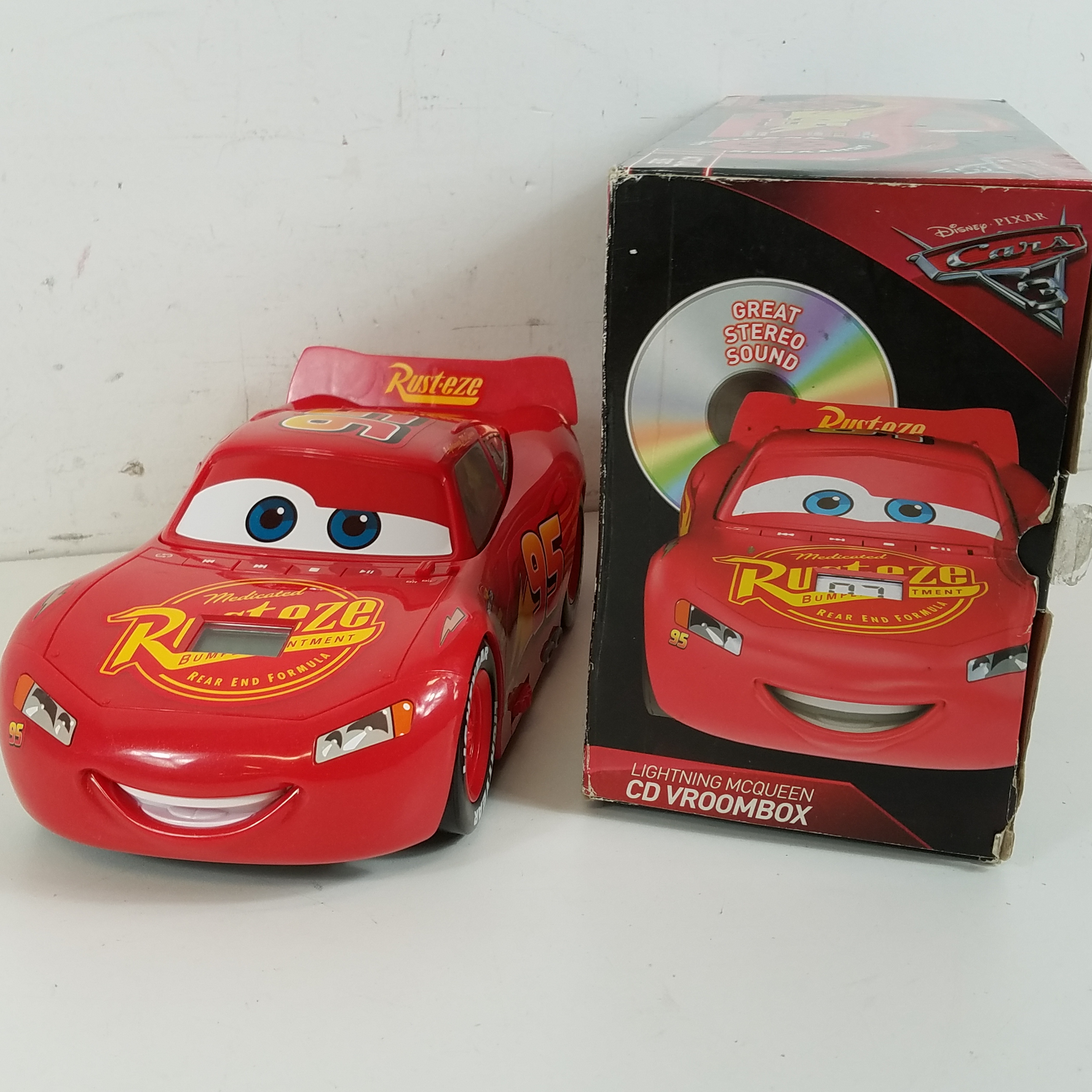 Buy the Disney Pixar Cars 3 Lightning McQueen CD Player Vroombox