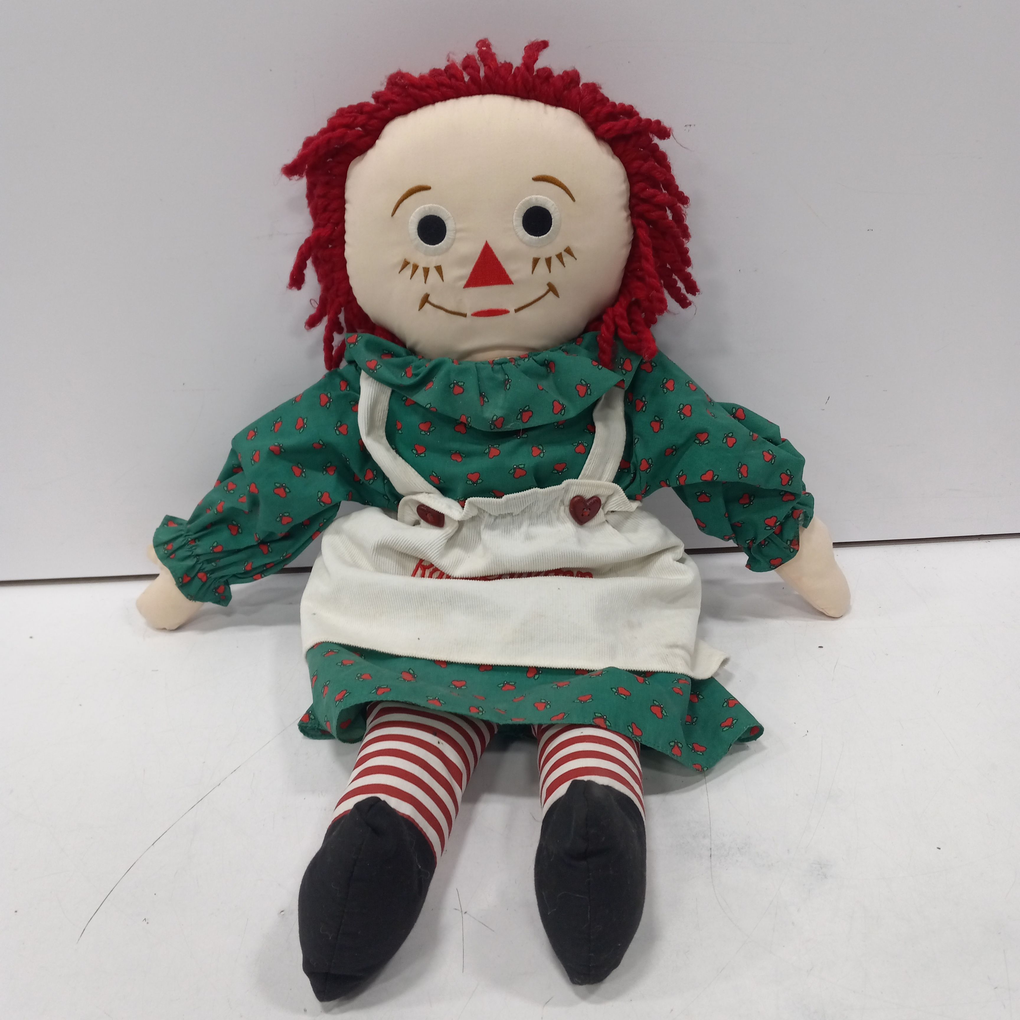 Buy the VINTAGE RAGGEDY ANN DOLL | GoodwillFinds