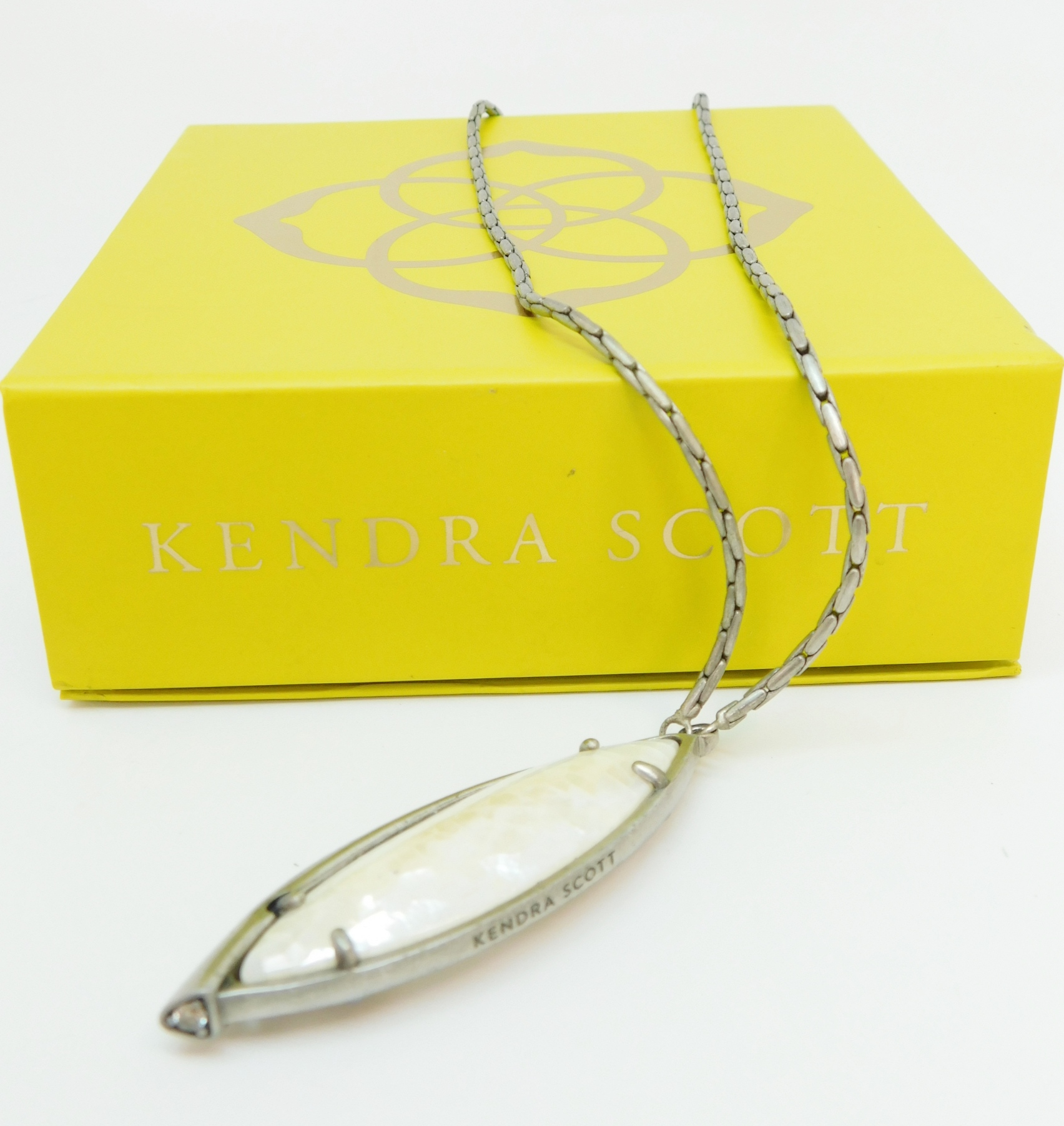 kendra scott milla necklace