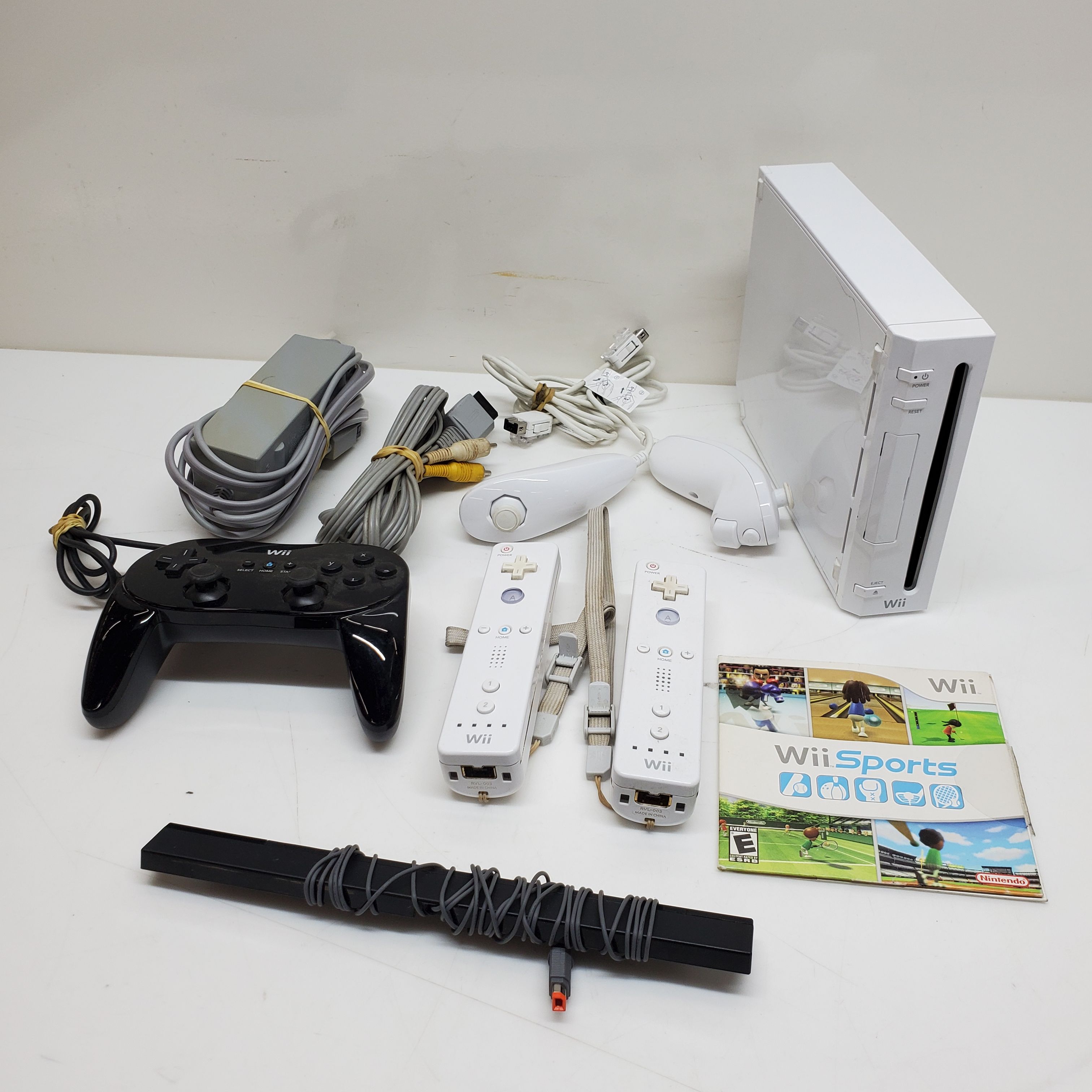 Buy the Nintendo Wii Console Bundle w/ 3 Controllers + Wii Sports  (Untested)
