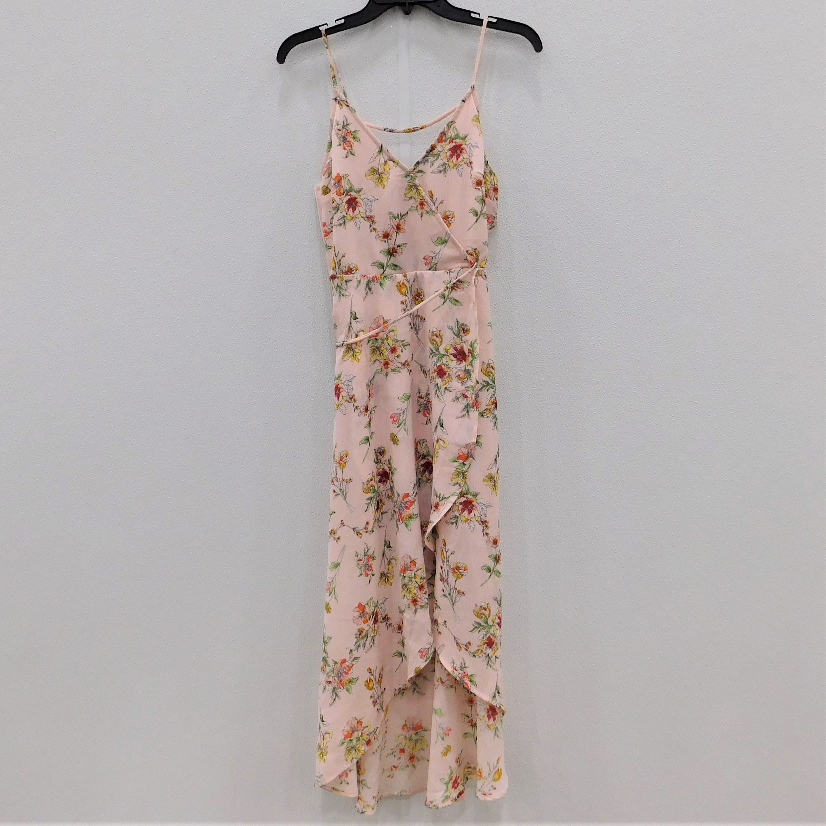 Buy the Lush Women's Blush Floral Maxi Dress Size: S | GoodwillFinds