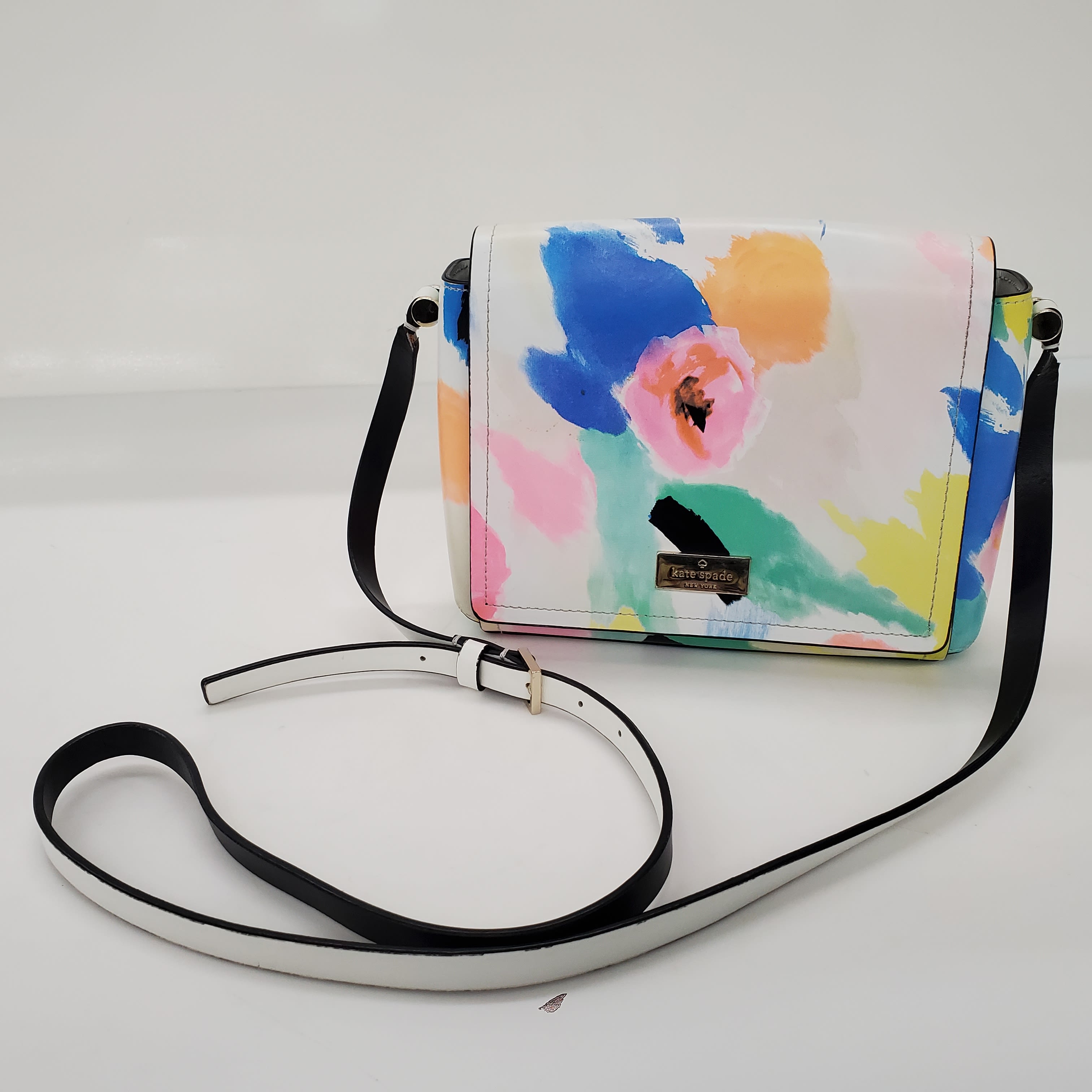 Buy the Kate Spade Avva Arbour Hill Multicolor Crossbody Bag