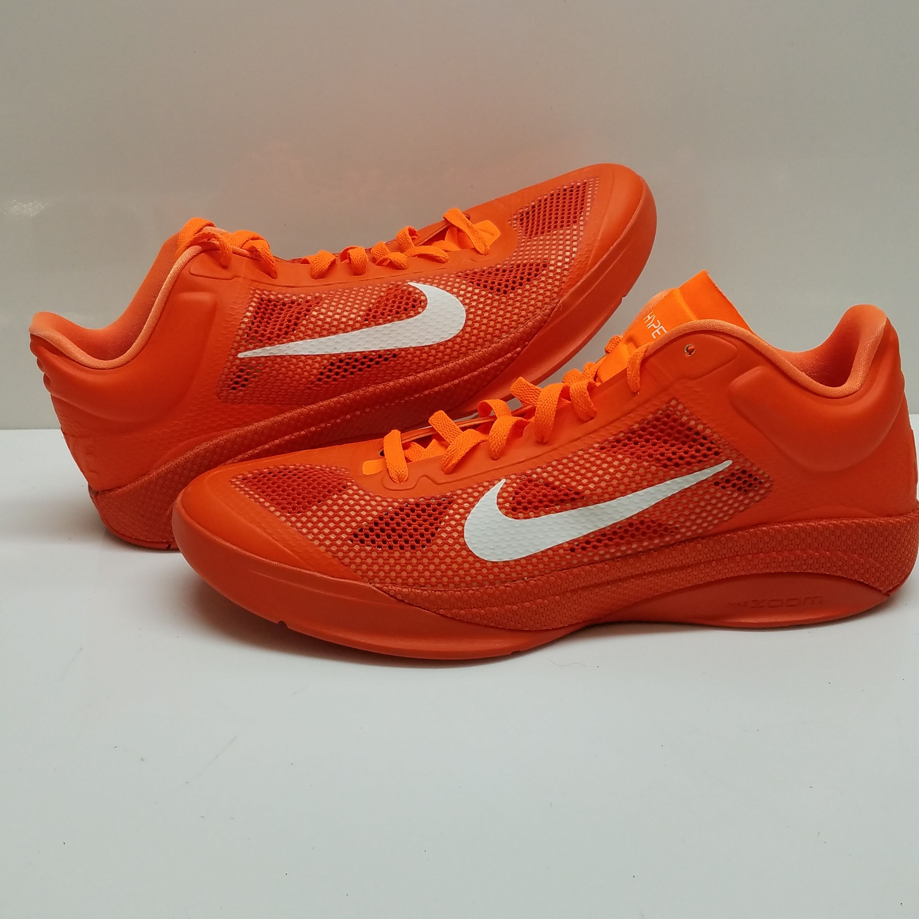 Nike zoom hyperfuse outlet low