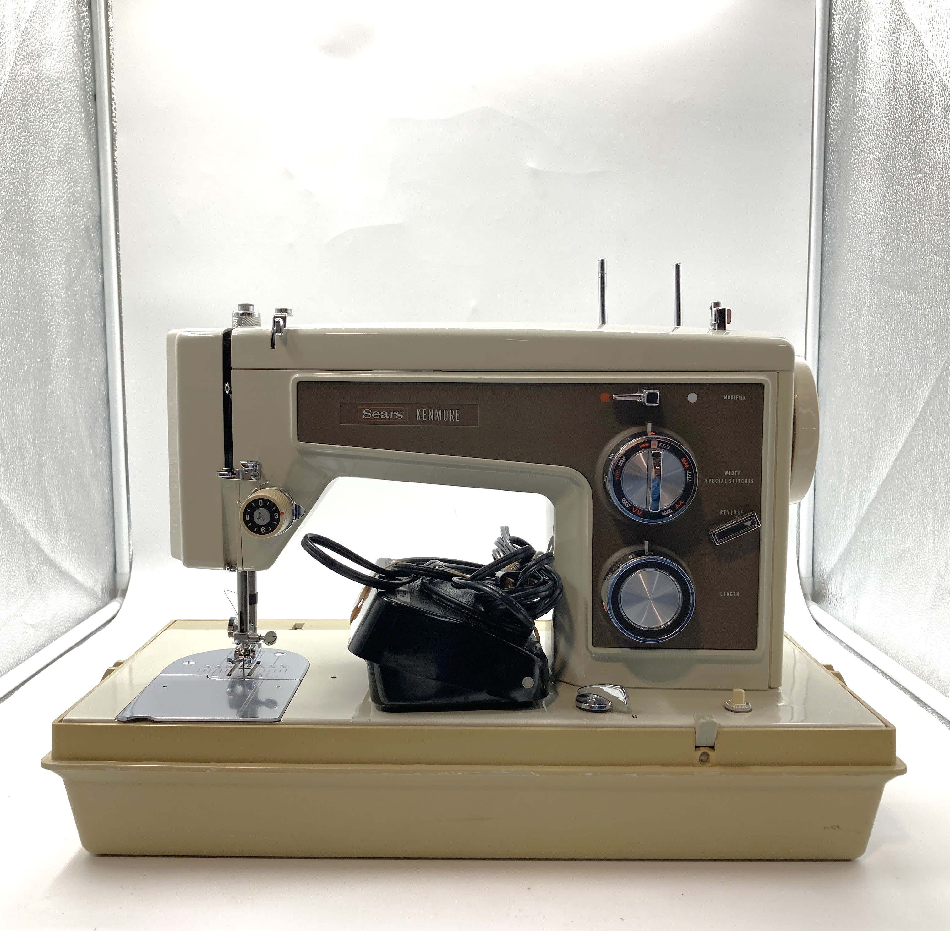 Buy the Sears Kenmore Sewing Machine w/Case | GoodwillFinds