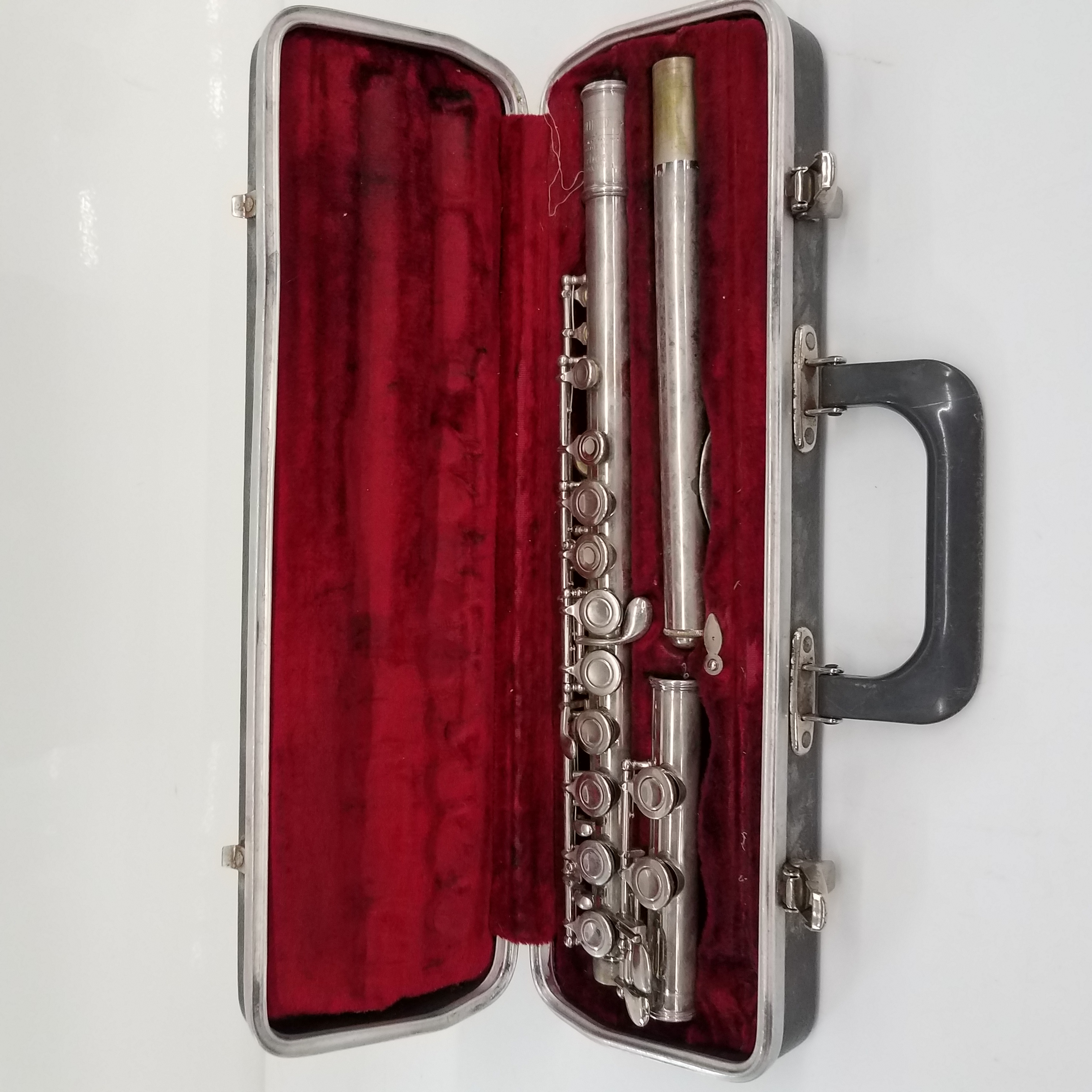 Buy the Bundy Selmer Flute with Hardcase | GoodwillFinds